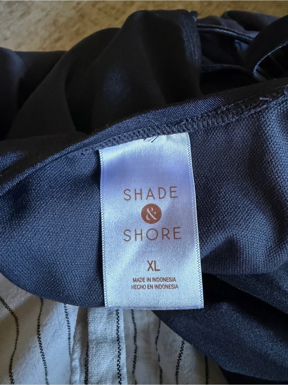 Shade & Shore Women's Shirred V-Wire Plunge One Piece Swimsuit XL Dark Grey